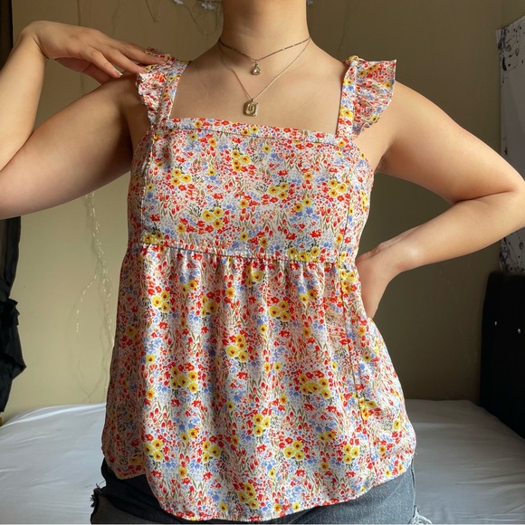 Ditsy Ruffle Strap Top - Picture 2 of 8